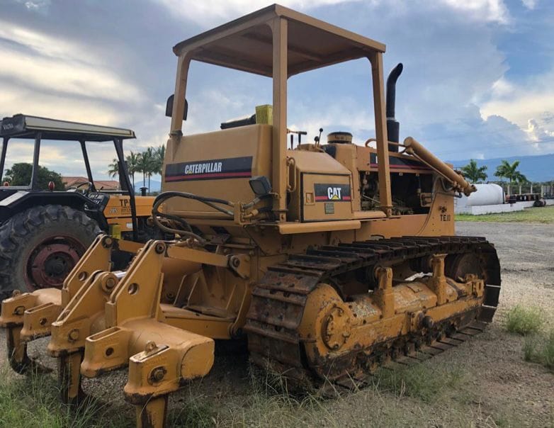 Trator de esteira Caterpillar D6 1997 - Imagem 2