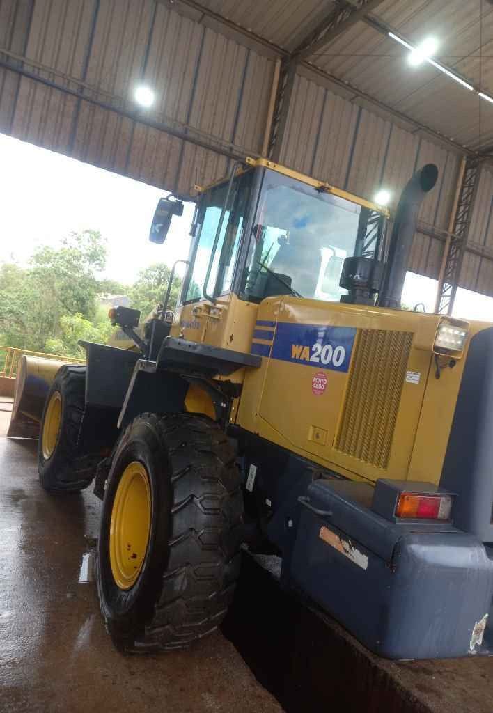 Pá Carregadeira Komatsu WA200 2018 - Imagem 3