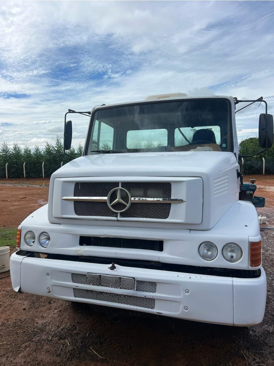 Caminhão Mercedes Benz l 1620 2008 - Imagem 2
