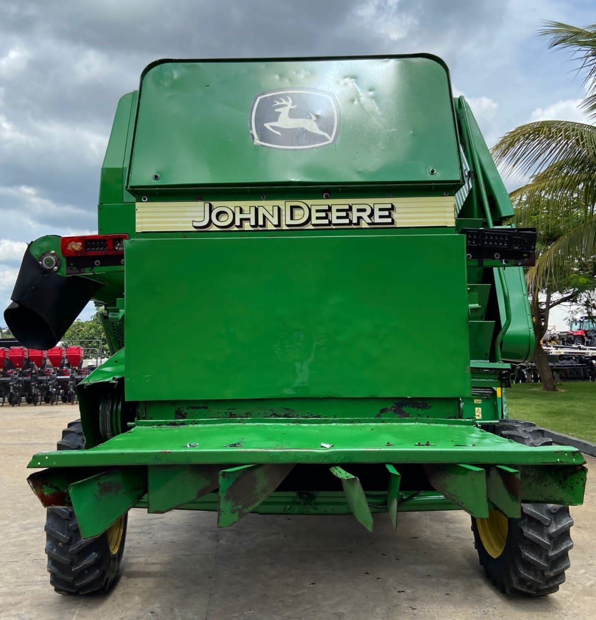 Colheitadeira John Deere 1450 2003 - Imagem 8