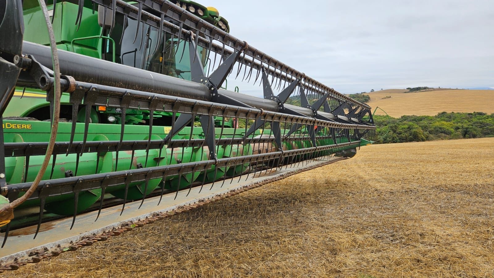 Colheitadeira John Deere S660 2016 - Imagem 13