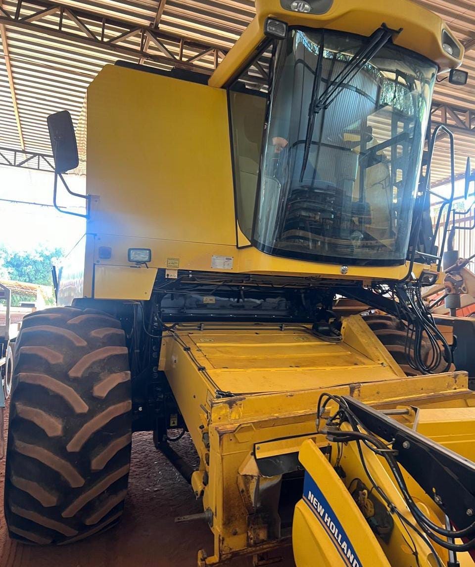 Colheitadeira New Holland TC5090 2015 - Imagem 3