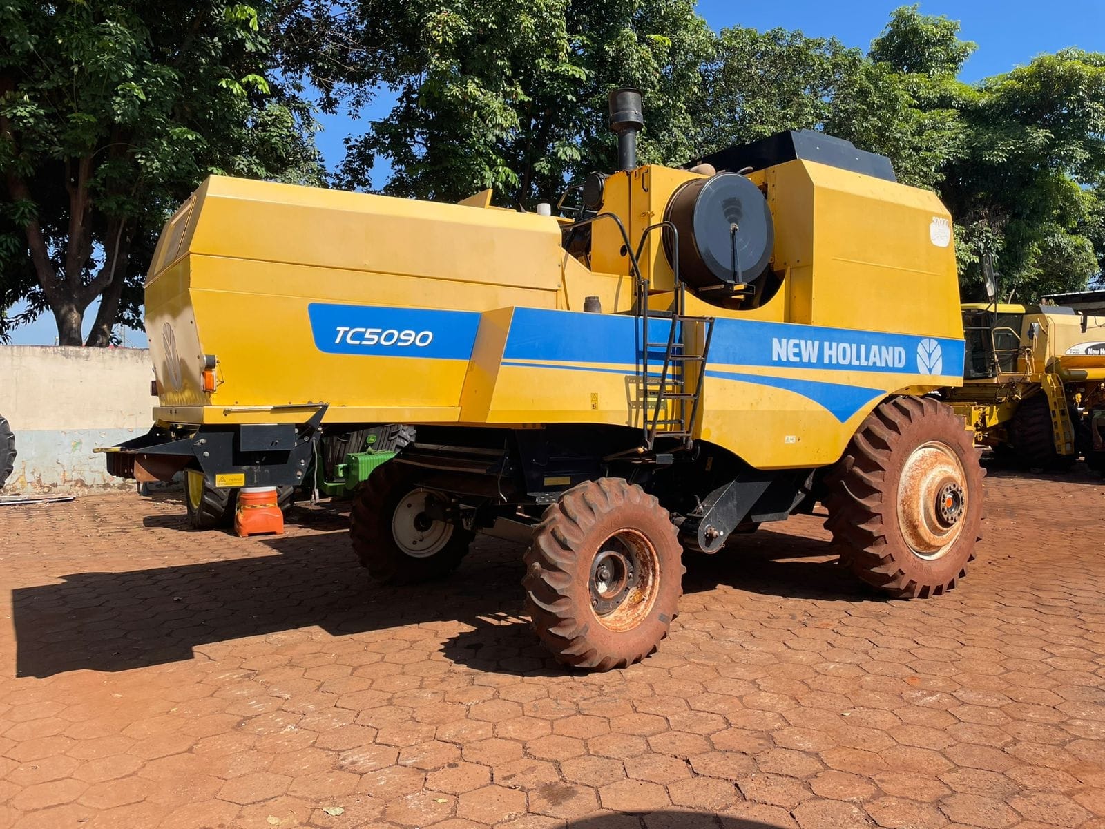 Colheitadeira New Holland TC5090 2016 - Imagem 10