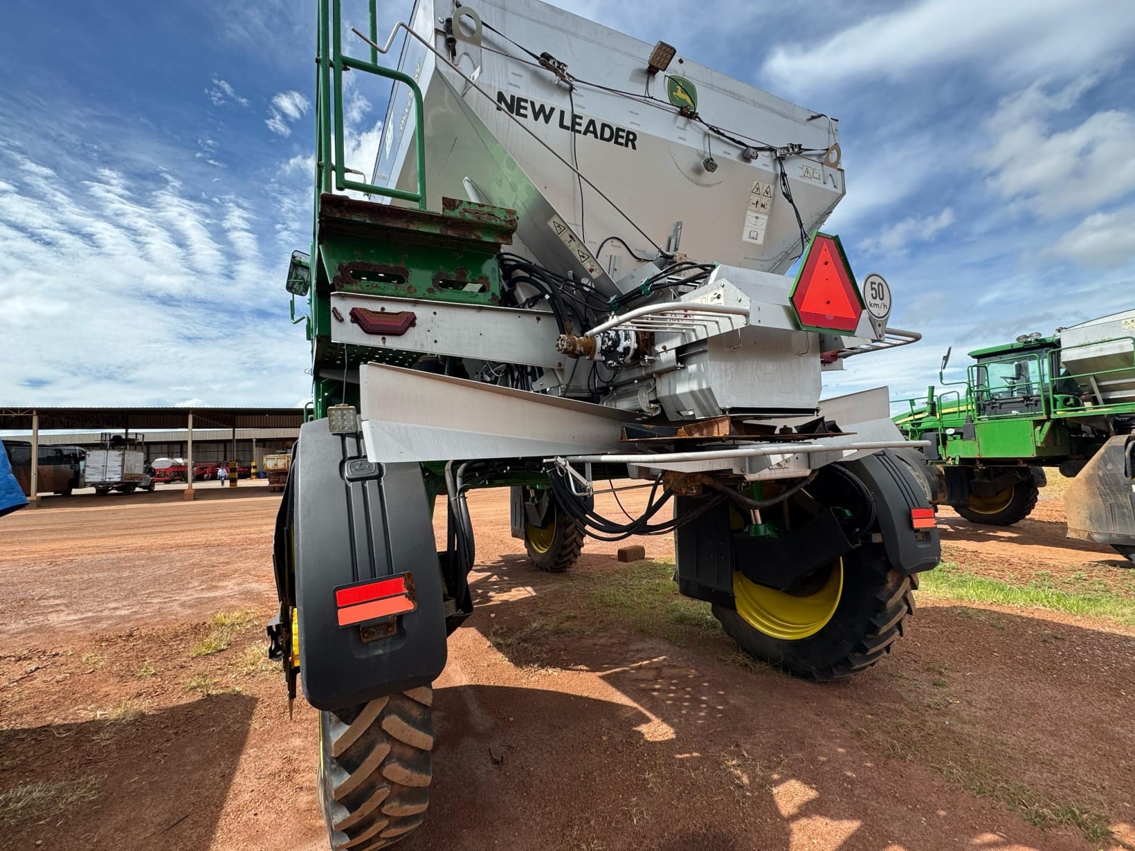 Distribuidores Autopropelidos John Deere DN 4040 2022 - Imagem 6