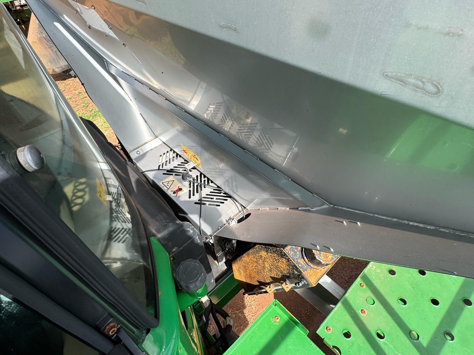Distribuidores Autopropelidos John Deere DN 4040 2022 - Imagem 11