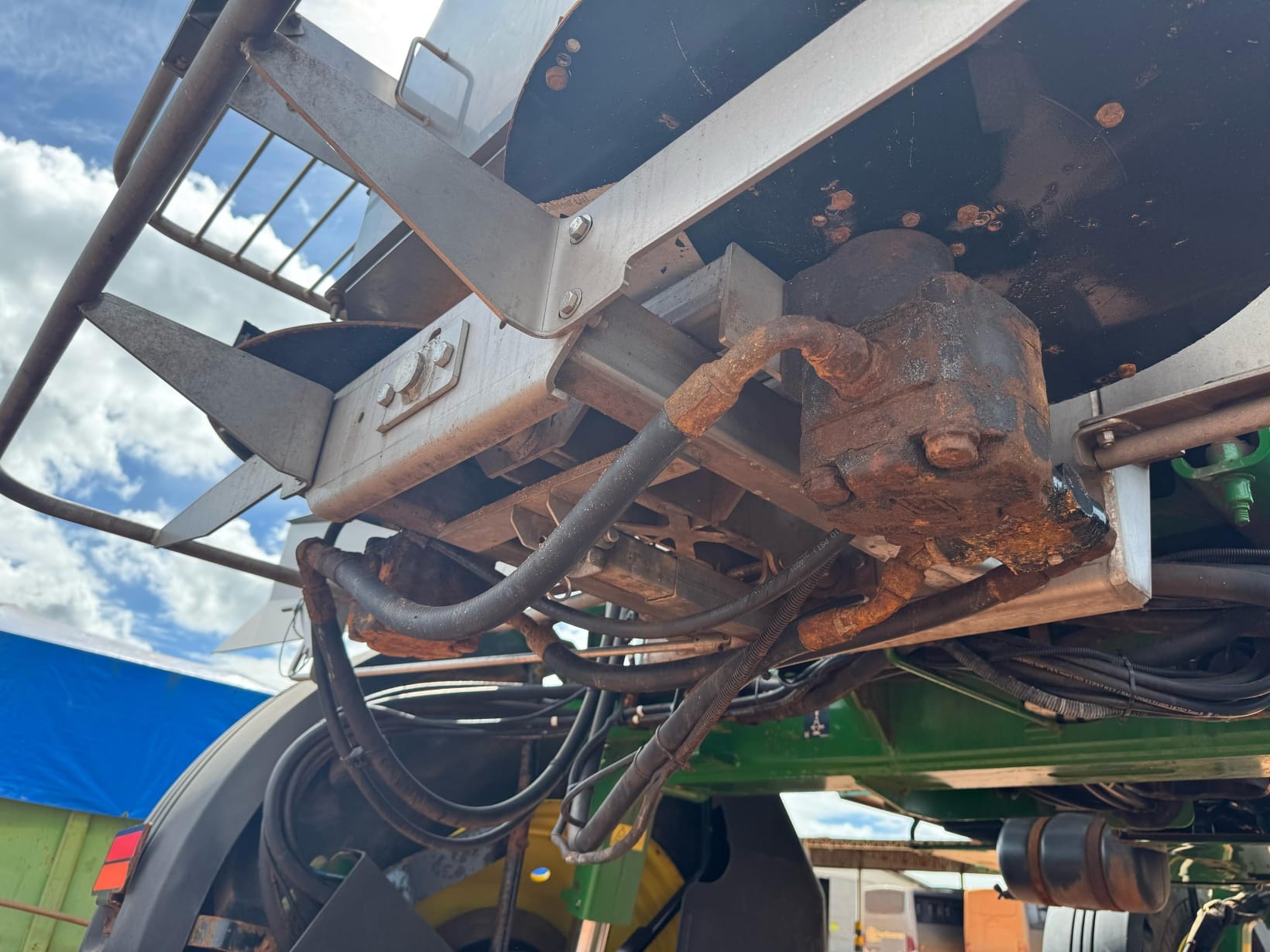 Distribuidores Autopropelidos John Deere DN 4040 2022 - Imagem 22