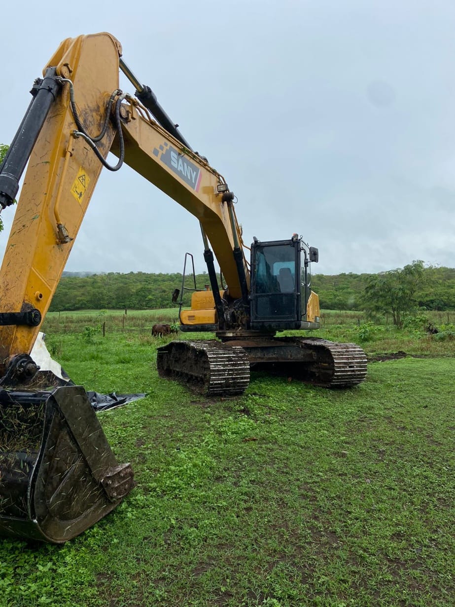 Escavadeira Sany SY215C 2022 - Imagem 4