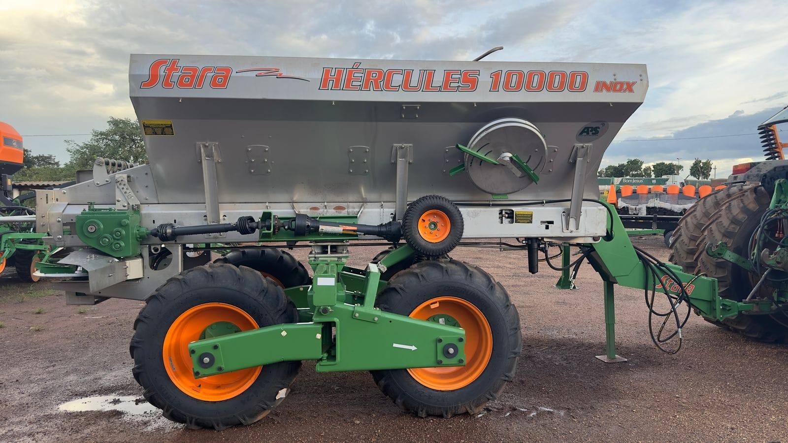 Distribuidores Stara HERCULES 10.000 2014 - Imagem 11
