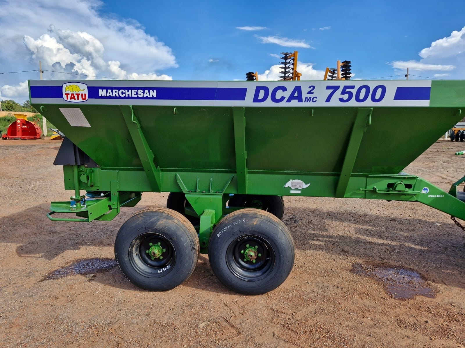 Distribuidores Tatu Marchesan DCA 7500 2022 - Imagem 5