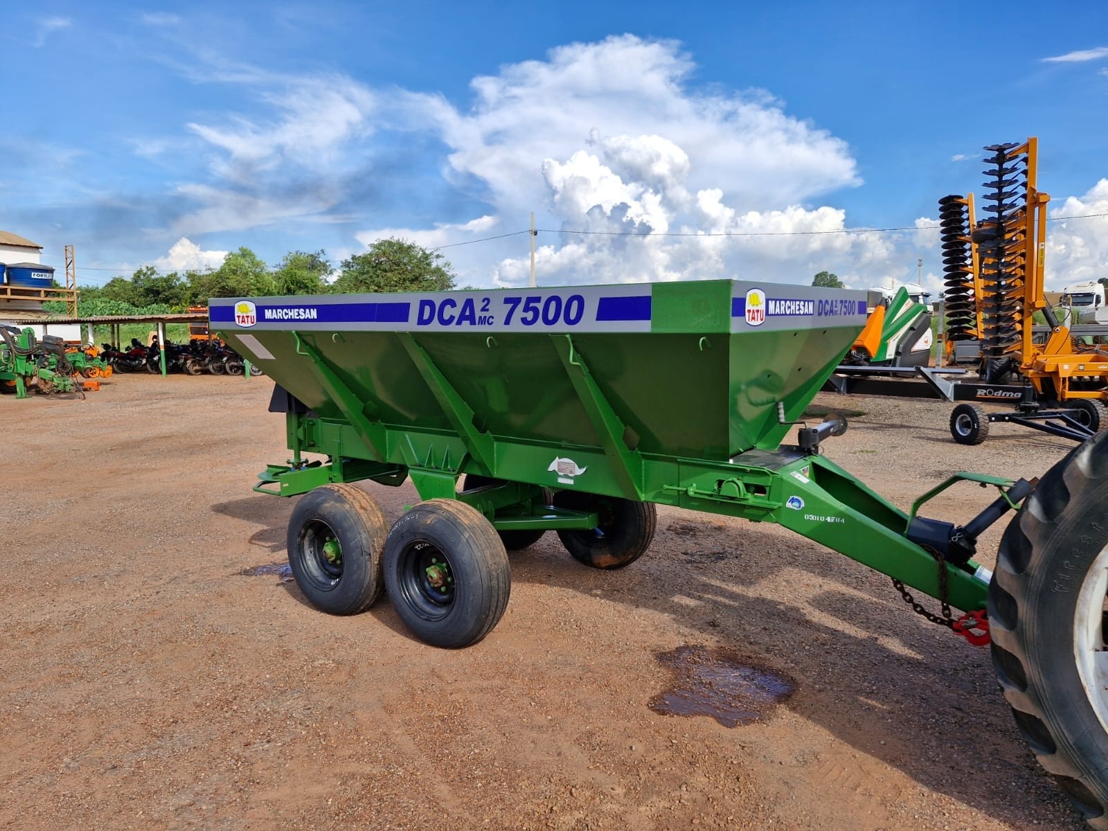 Distribuidores Tatu Marchesan DCA 7500 2022 - Imagem 6