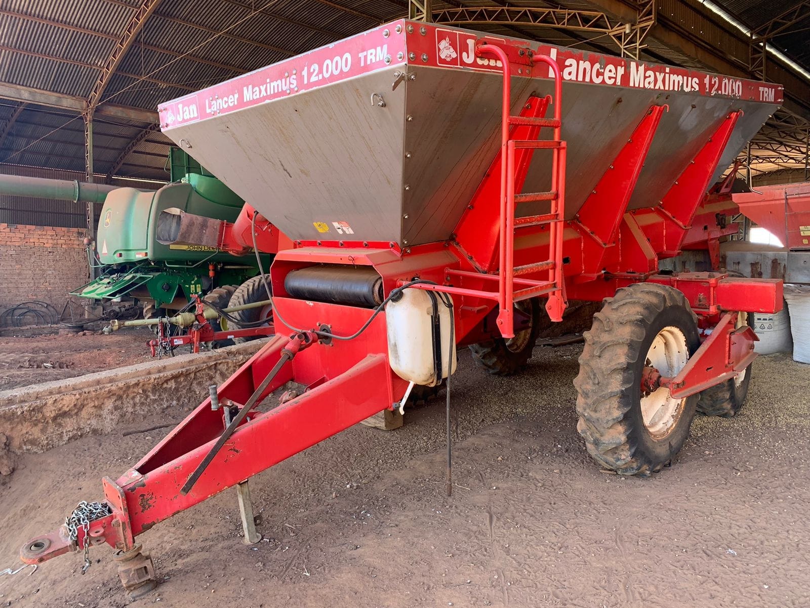 Plantadeira Jan Lancer Maximus 12000 2012 - Imagem 4