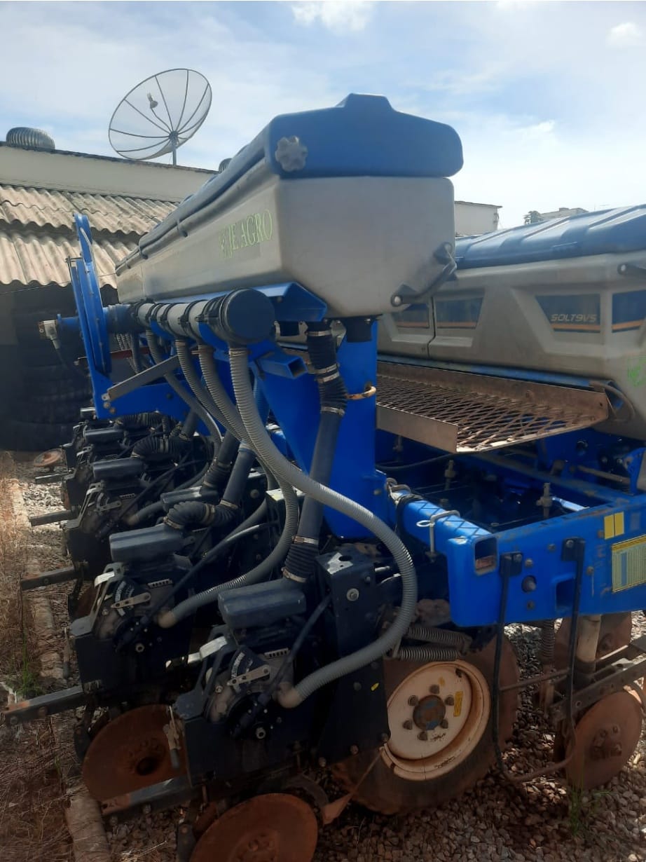 Plantadeira New Holland SOLT09 2013 - Imagem 3