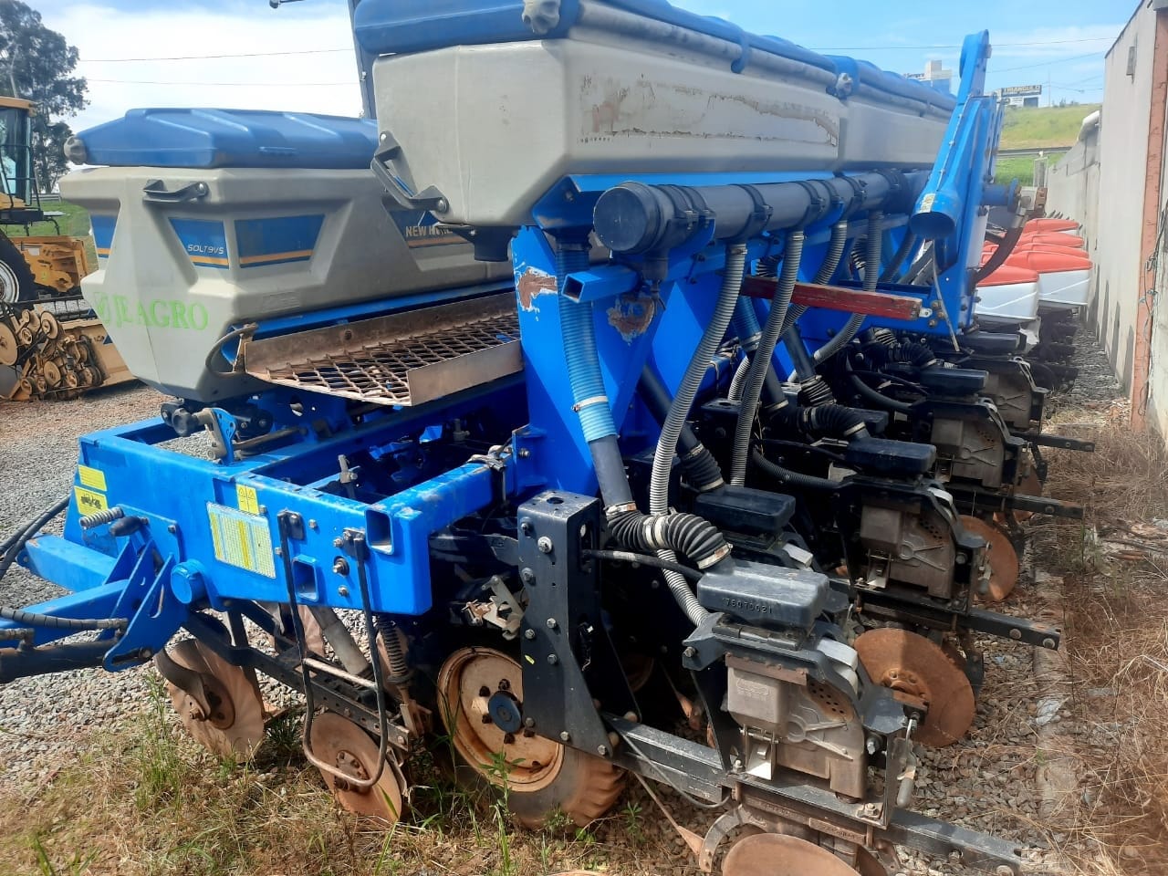 Plantadeira New Holland SOLT09 2013 - Imagem 4