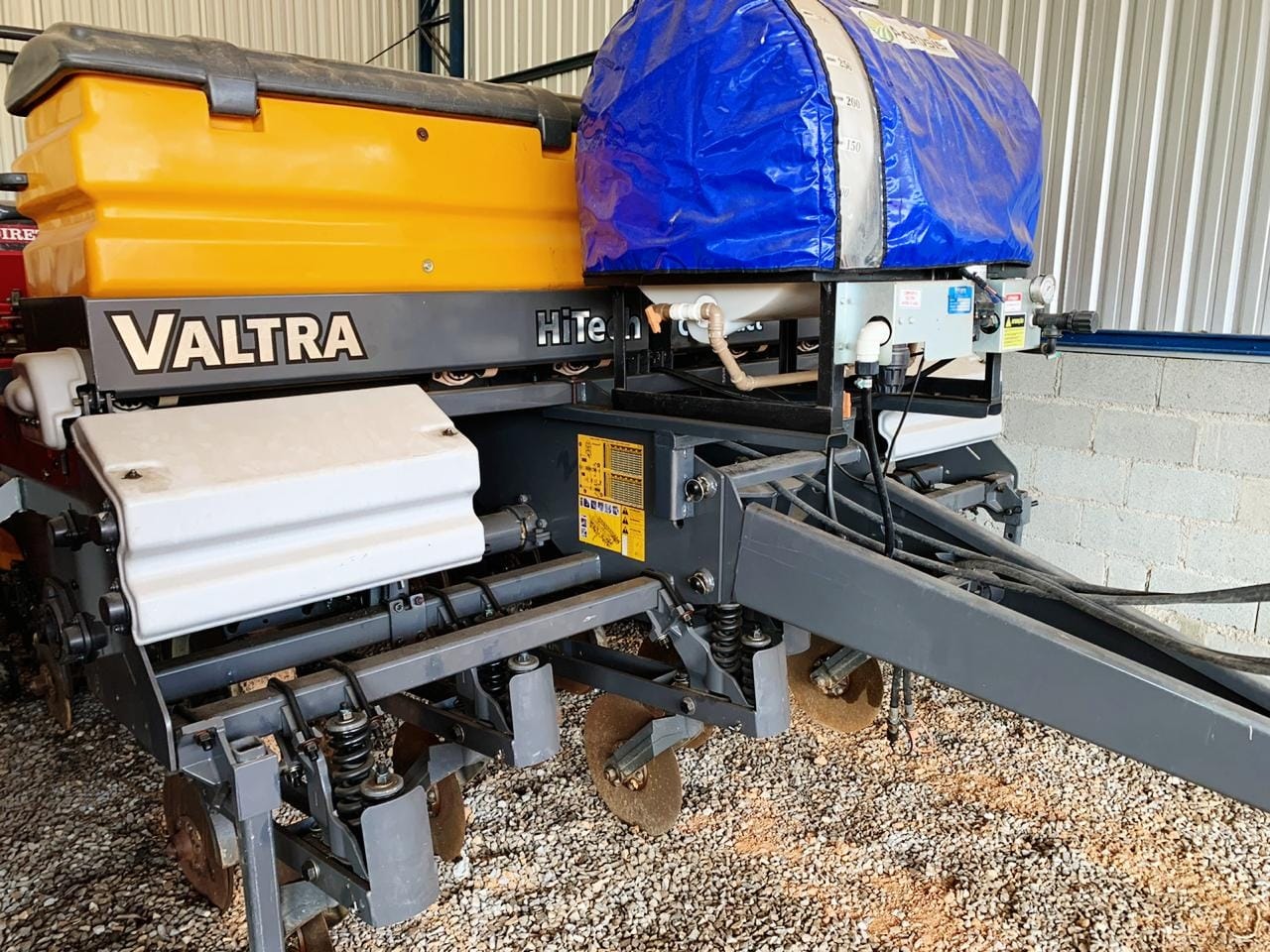 Plantadeira Valtra BP704 2018 - Imagem 12