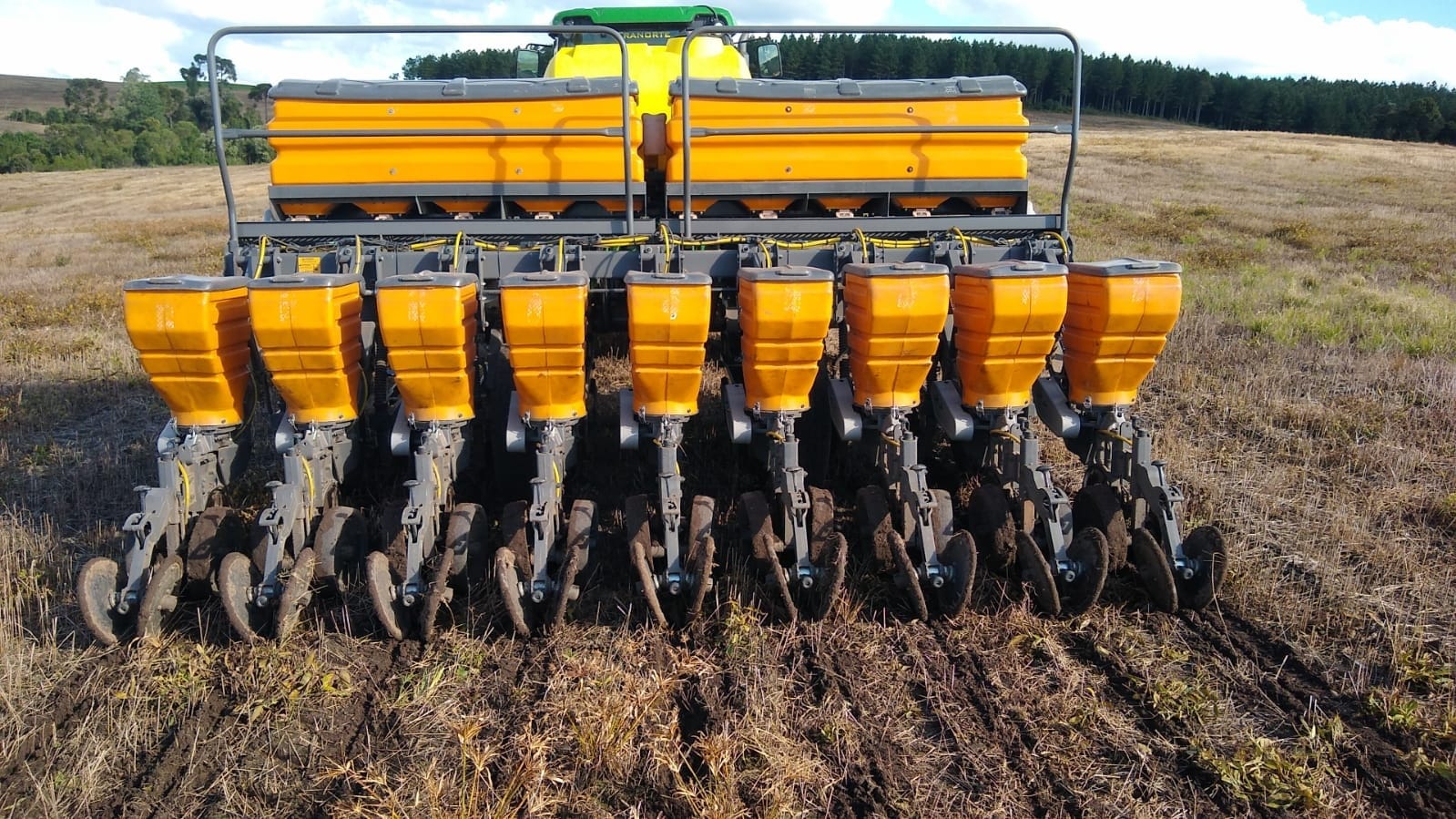 Plantadeira Valtra BP905 2023 - Imagem 4
