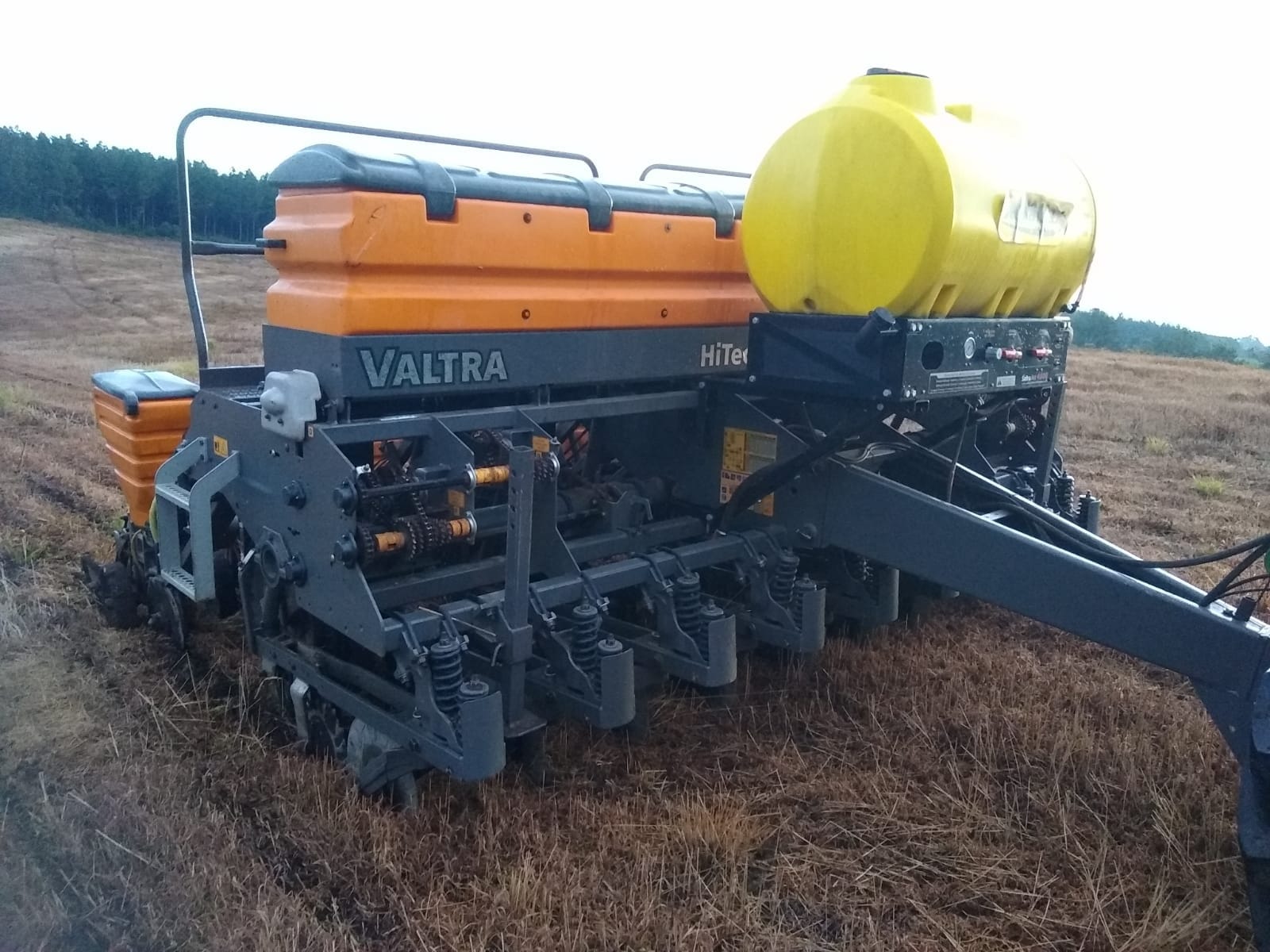 Plantadeira Valtra BP905 2023 - Imagem 8