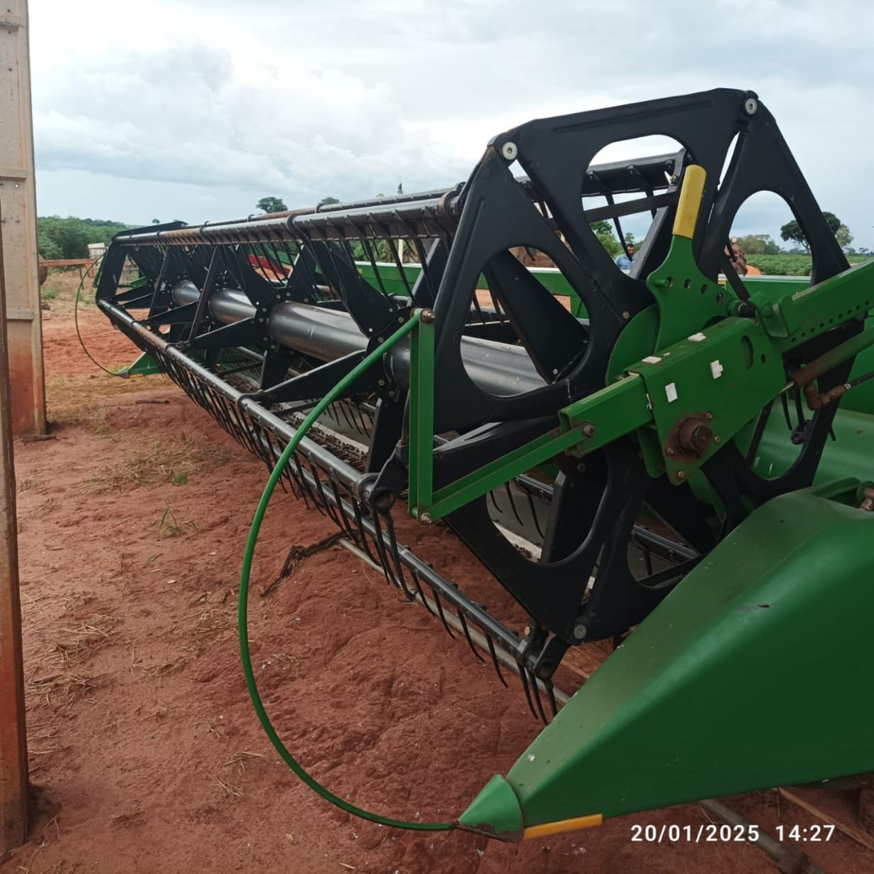 Plataformas para colheita John Deere 622F 2016 - Imagem 1
