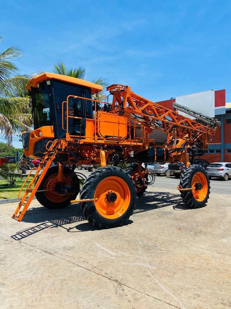 Pulverizador Autopropelido Jacto 2030 2018 - Imagem 2