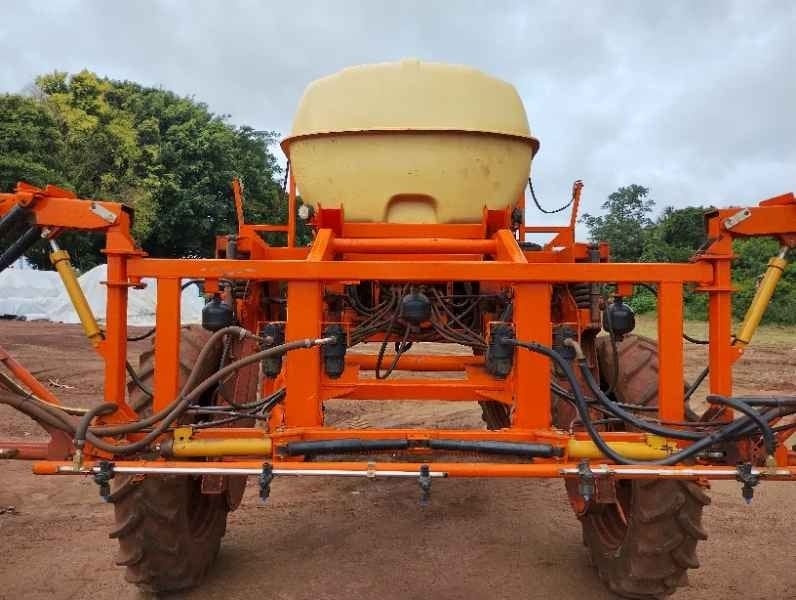 Pulverizador Autopropelido Jacto UNIPORT 2000 2003 - Imagem 4