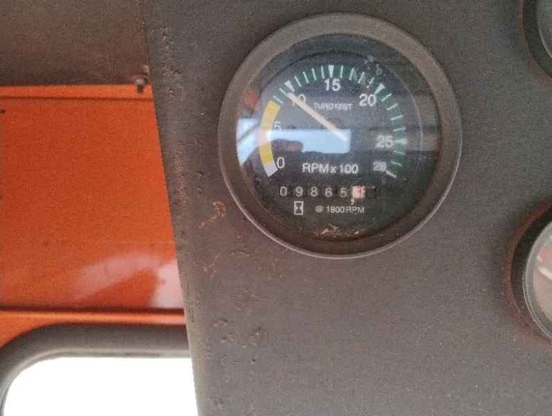 Pulverizador Autopropelido Jacto UNIPORT 2000 2003 - Imagem 6