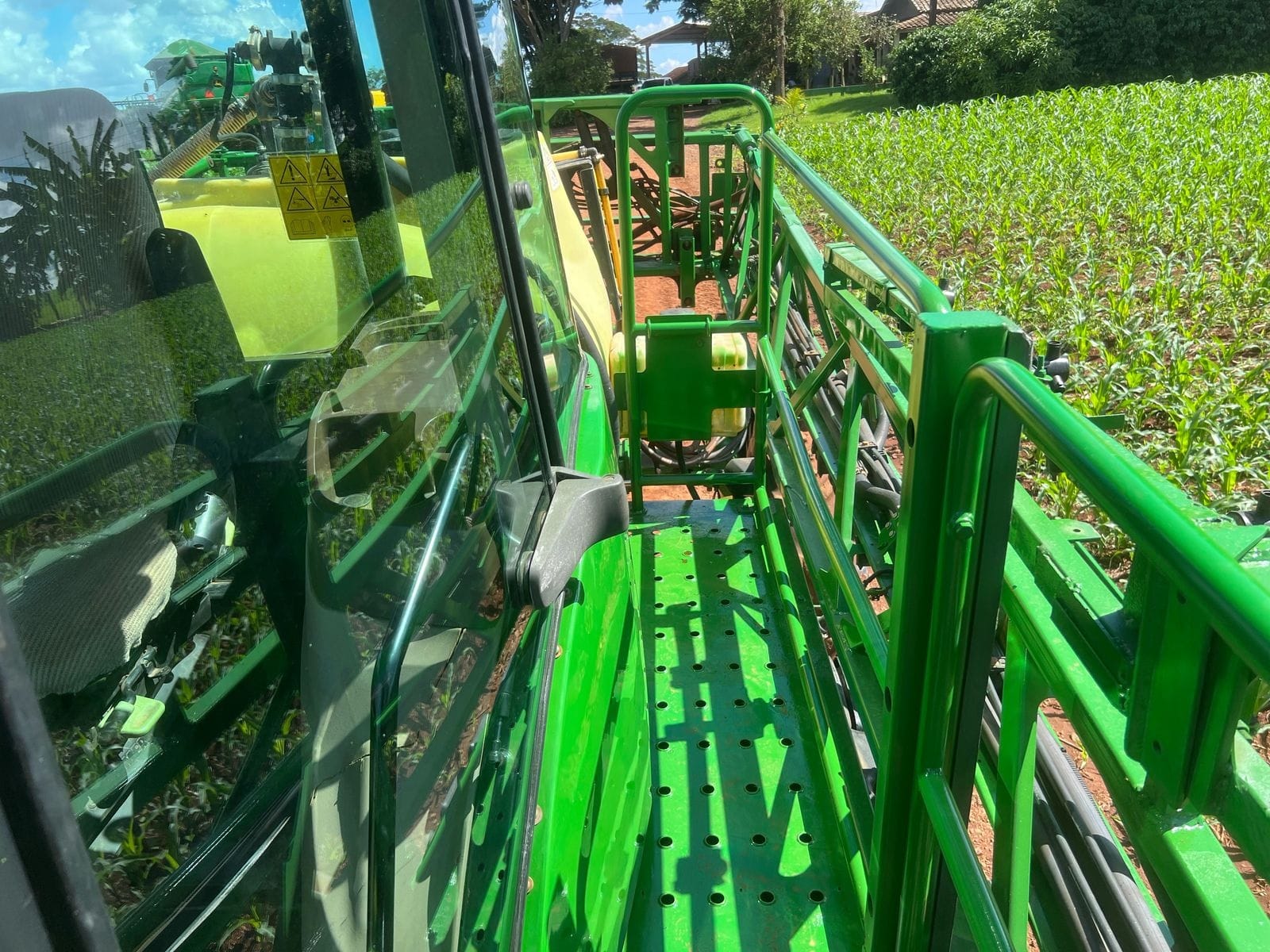 Pulverizador Autopropelido John Deere 4630 2014 - Imagem 11