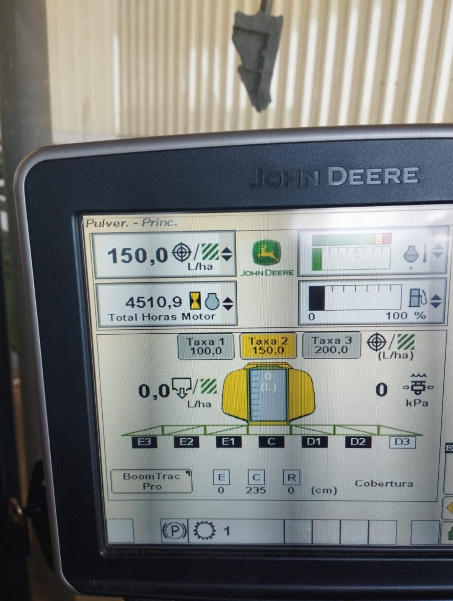 Pulverizador Autopropelido John Deere 4630 2016 - Imagem 4