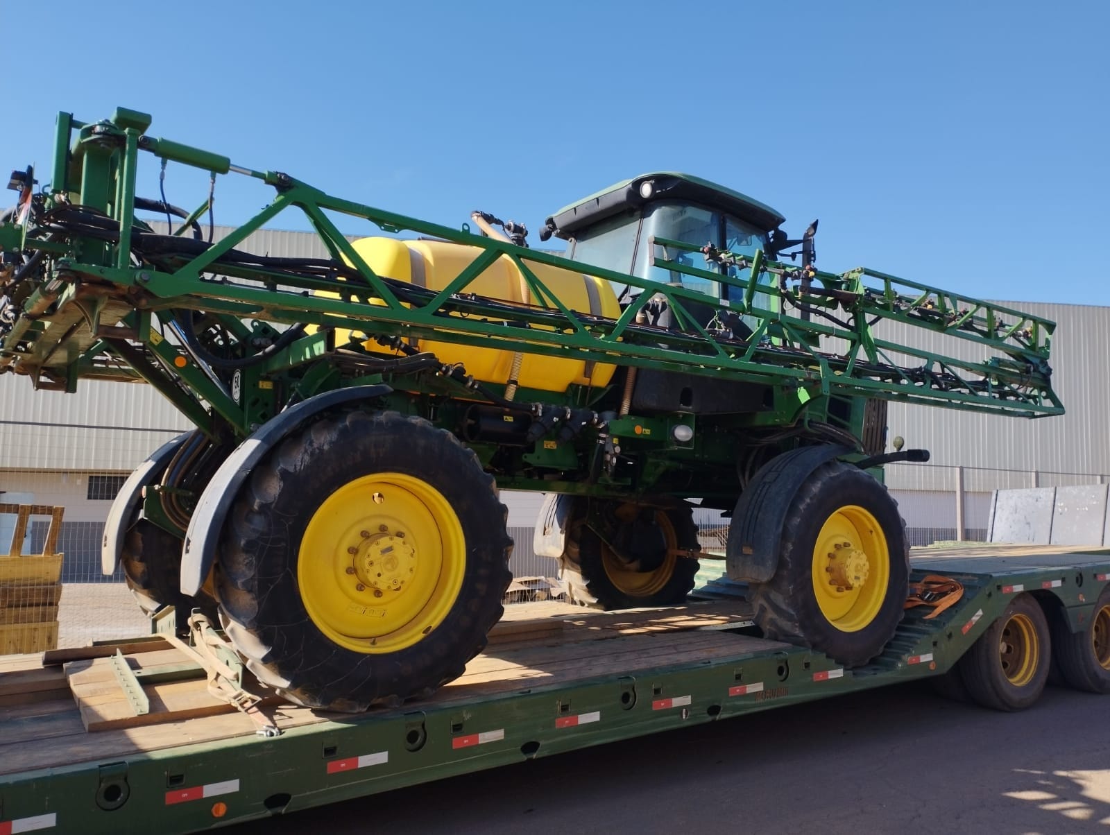 Pulverizador Autopropelido John Deere 4630 2016 - Imagem 6