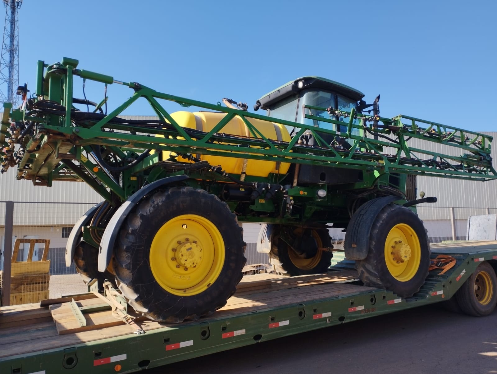 Pulverizador Autopropelido John Deere 4630 2016 - Imagem 9