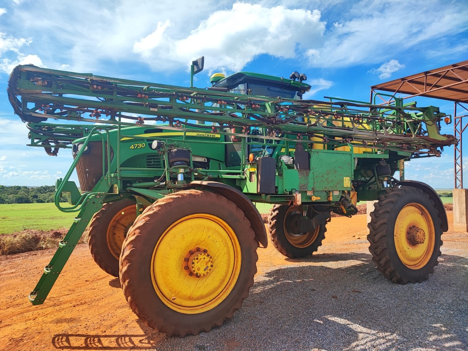 Pulverizador Autopropelido John Deere 4730 2014 - Imagem 2