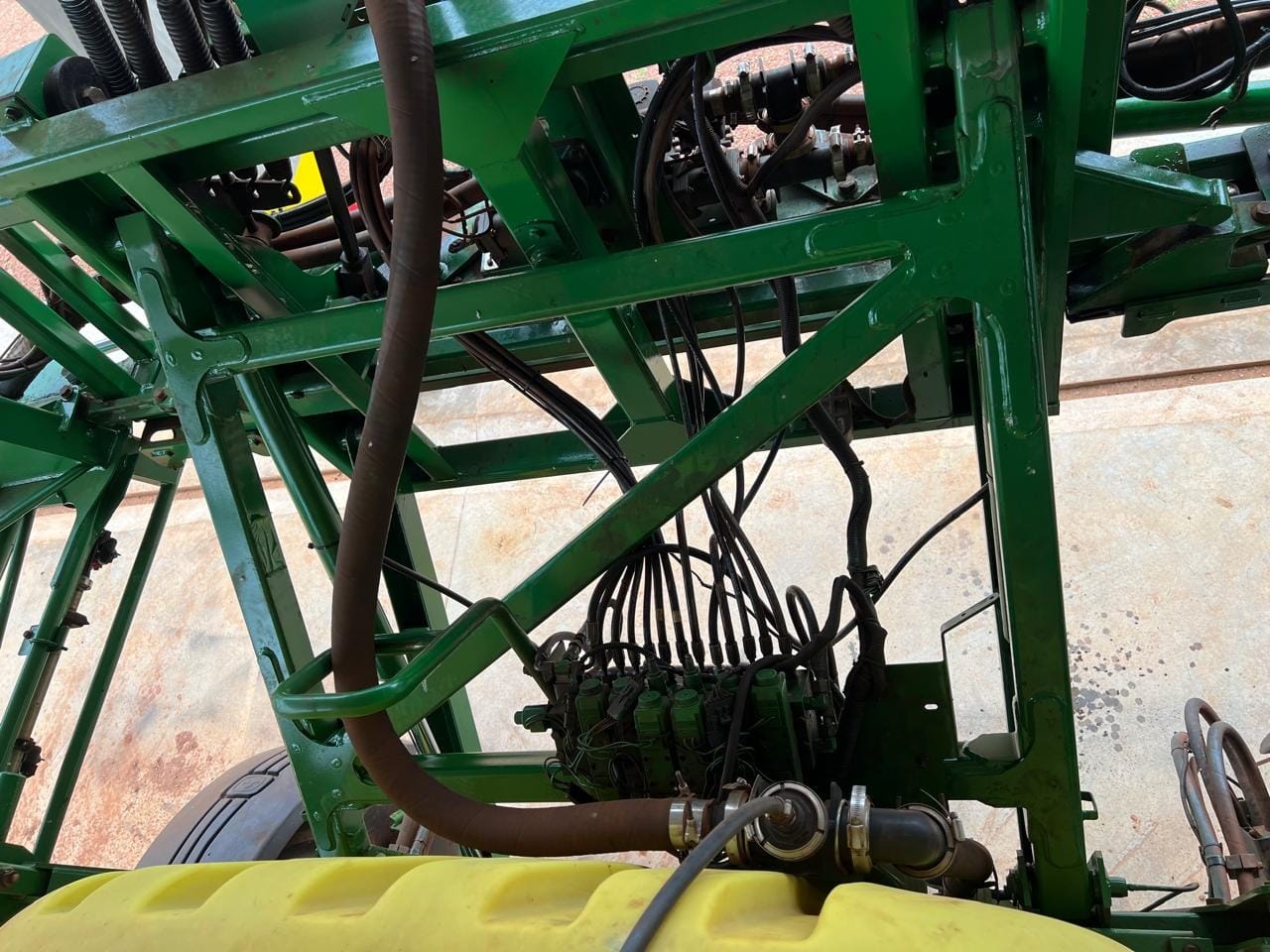 Pulverizador Autopropelido John Deere 4730 2018 - Imagem 16