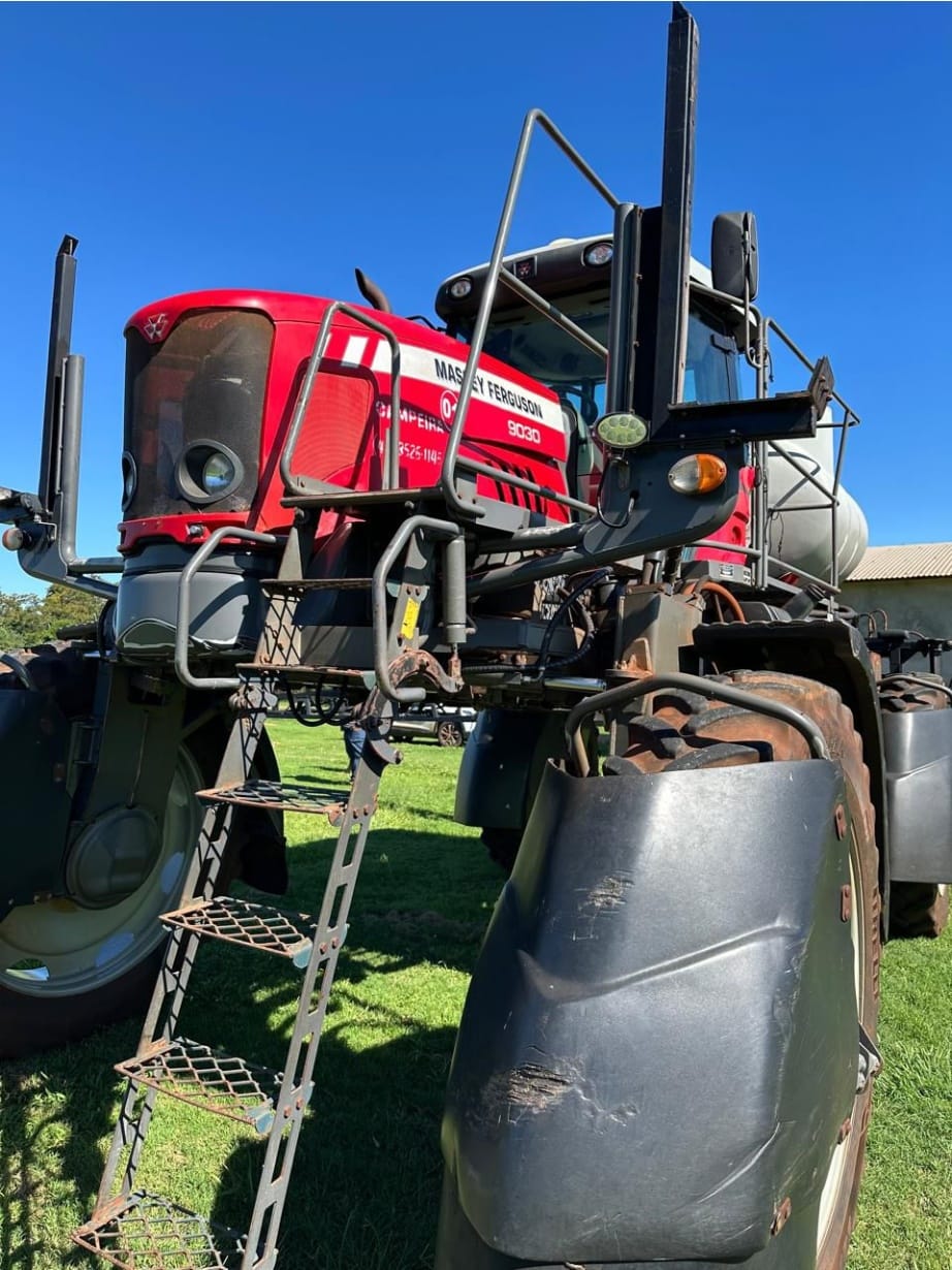 Pulverizador Autopropelido Massey Ferguson MF 9030 2015 - Imagem 7