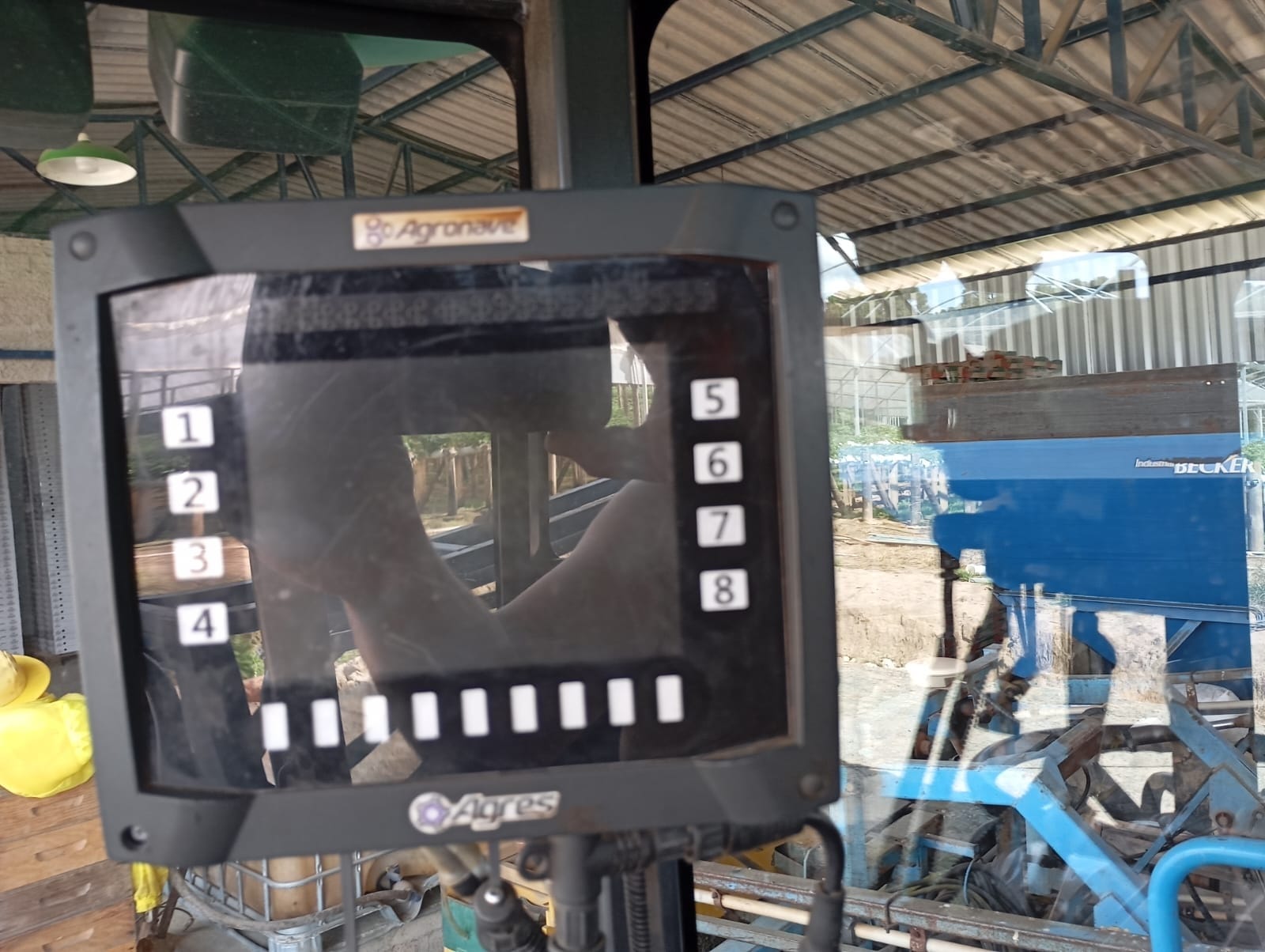 Pulverizador Autopropelido Montana Boxer 2012 - Imagem 5