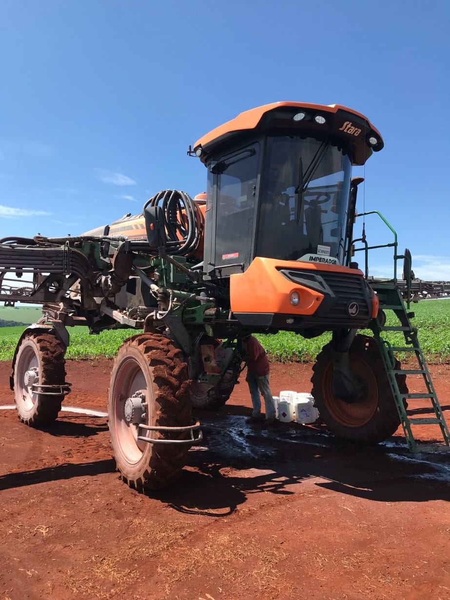 Pulverizador Autopropelido Stara Imperador 2000 Top 2020 - Imagem 1