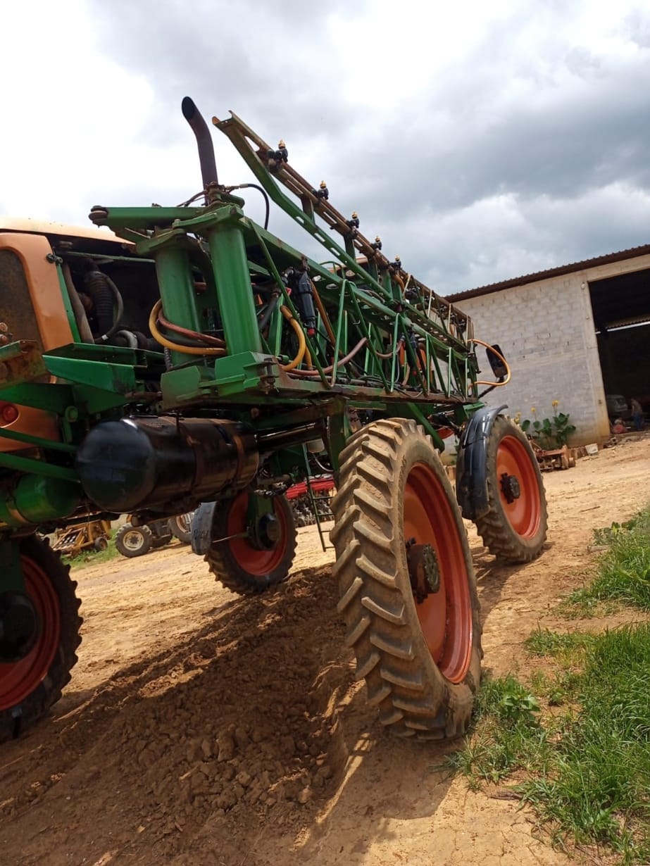 Pulverizador Autopropelido Stara IMPERADOR 3100 2015 - Imagem 6