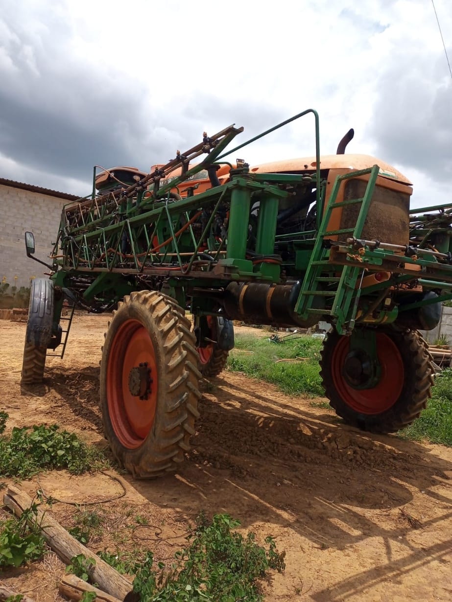 Pulverizador Autopropelido Stara IMPERADOR 3100 2015 - Imagem 7