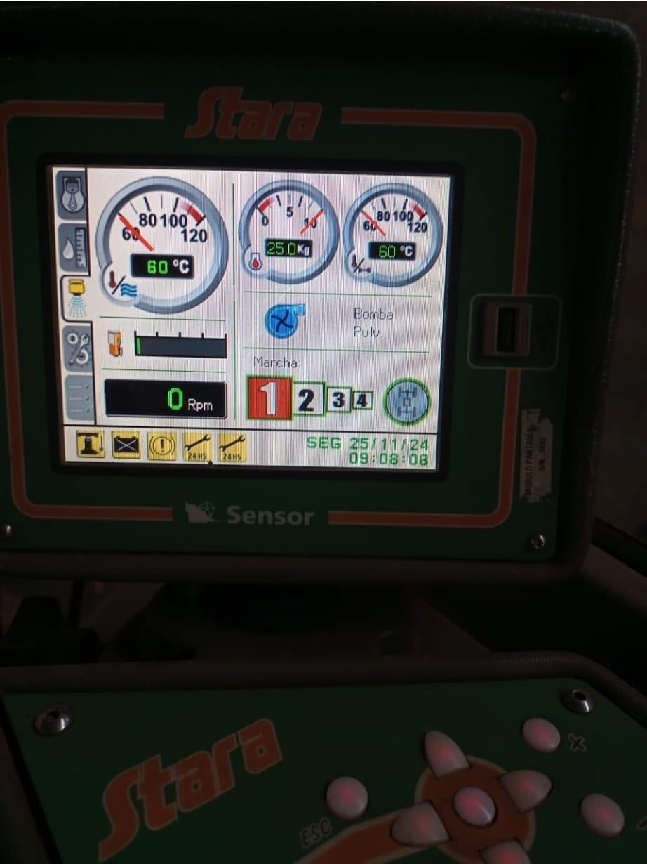 Pulverizador Autopropelido Stara IMPERADOR 3100 2015 - Imagem 11