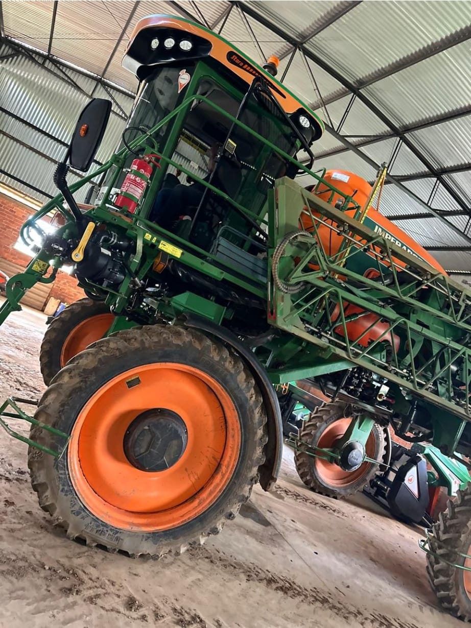 Pulverizador Autopropelido Stara IMPERADOR 3100 2018 - Imagem 6