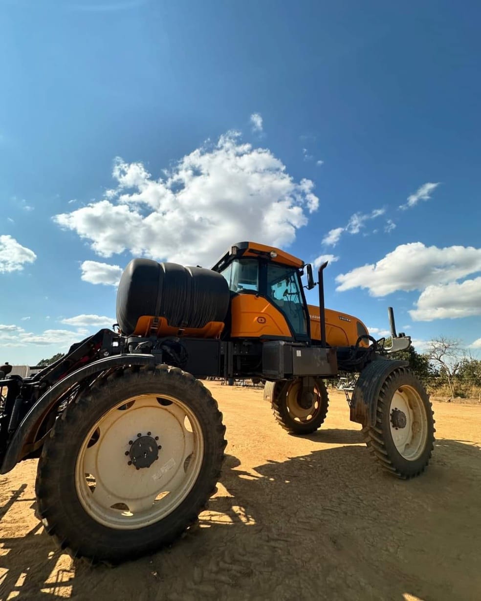 Pulverizador Autopropelido Valtra BS 3020 2016 - Imagem 6