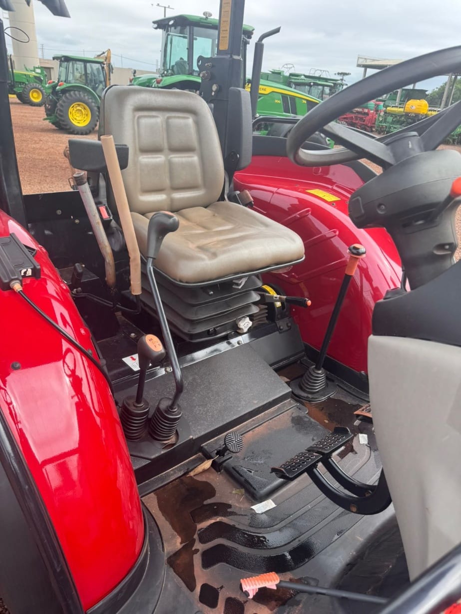 Trator agrícola Case Farmall 80 2019 - Imagem 3