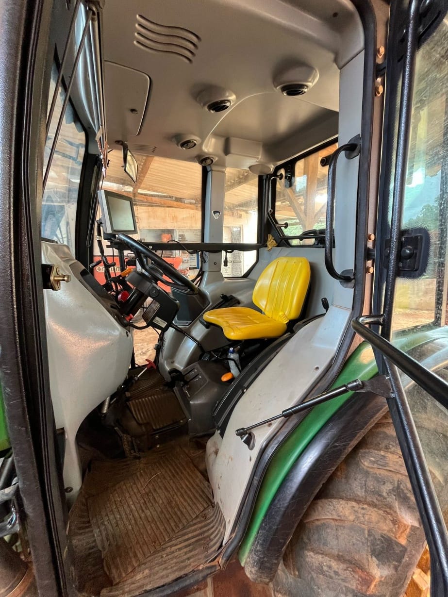 Trator agrícola John Deere 5060EN 2023 - Imagem 5
