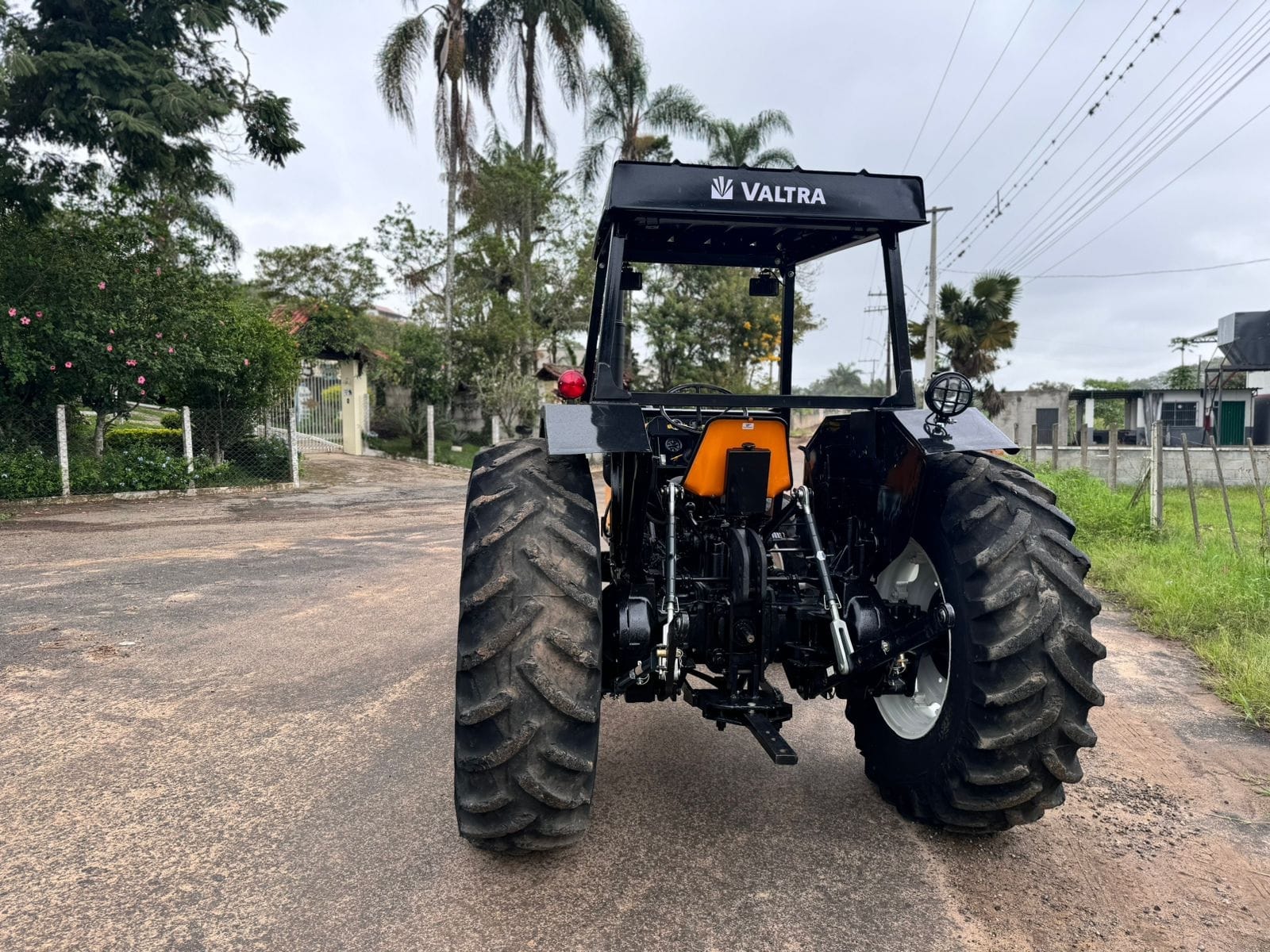 Trator agrícola Valtra 785 2001 - Imagem 3