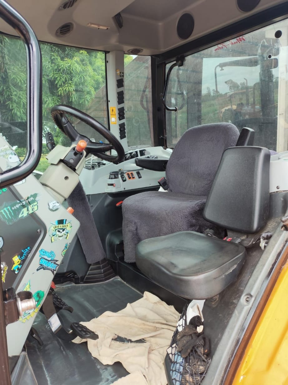 Trator agrícola Valtra A114 2021 - Imagem 4