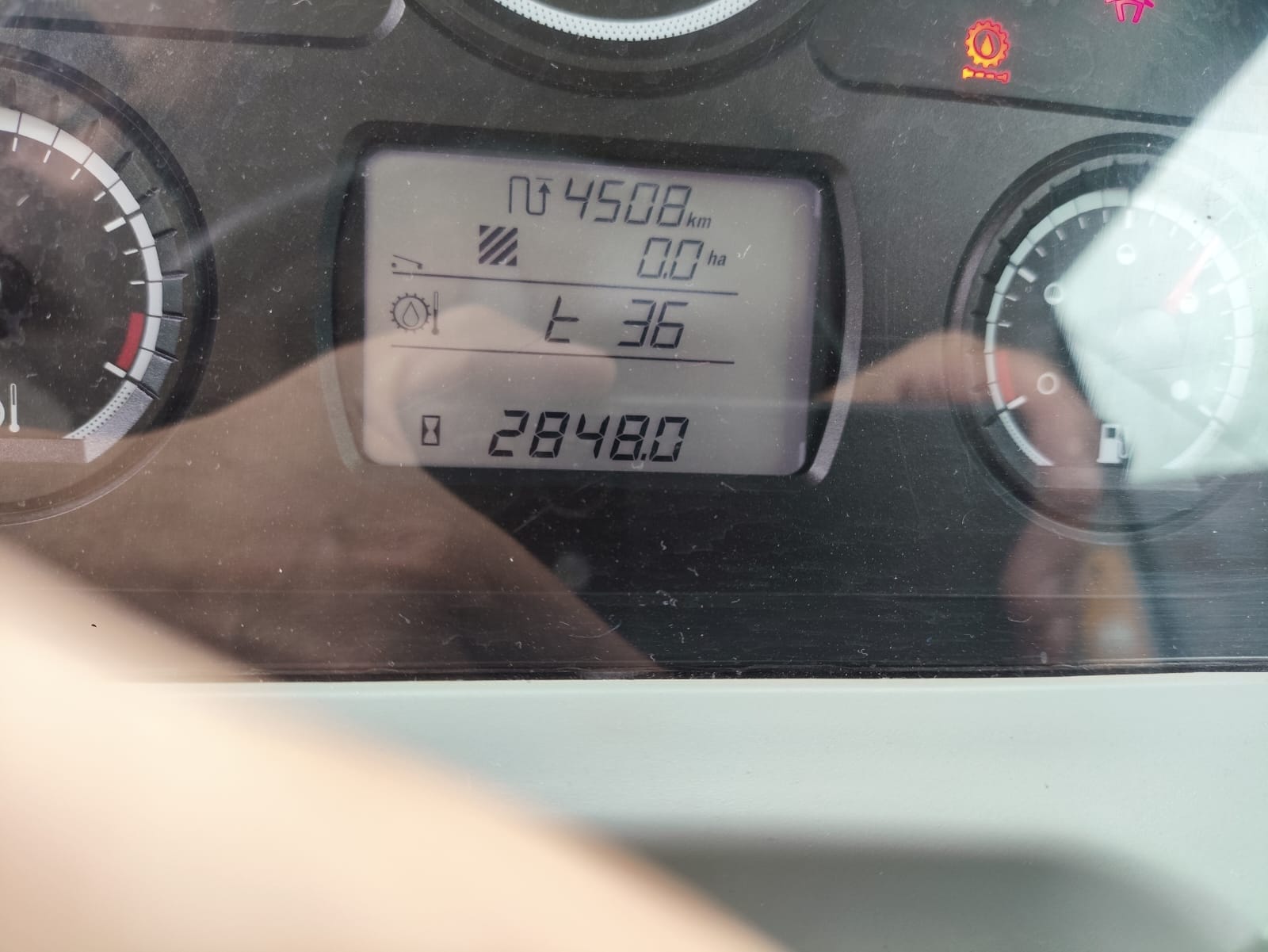Trator agrícola Valtra A114 2021 - Imagem 5