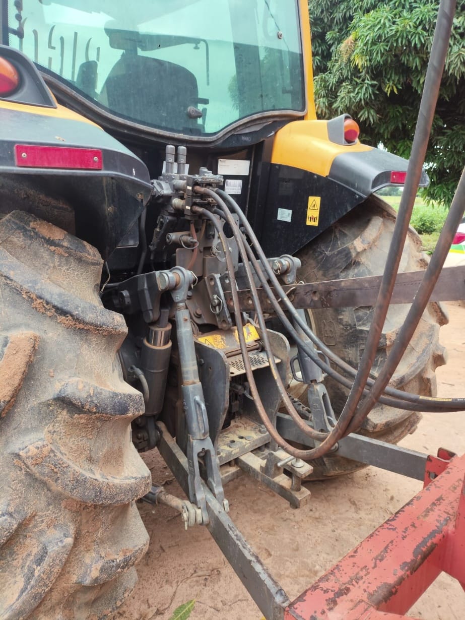Trator agrícola Valtra A114 2021 - Imagem 8