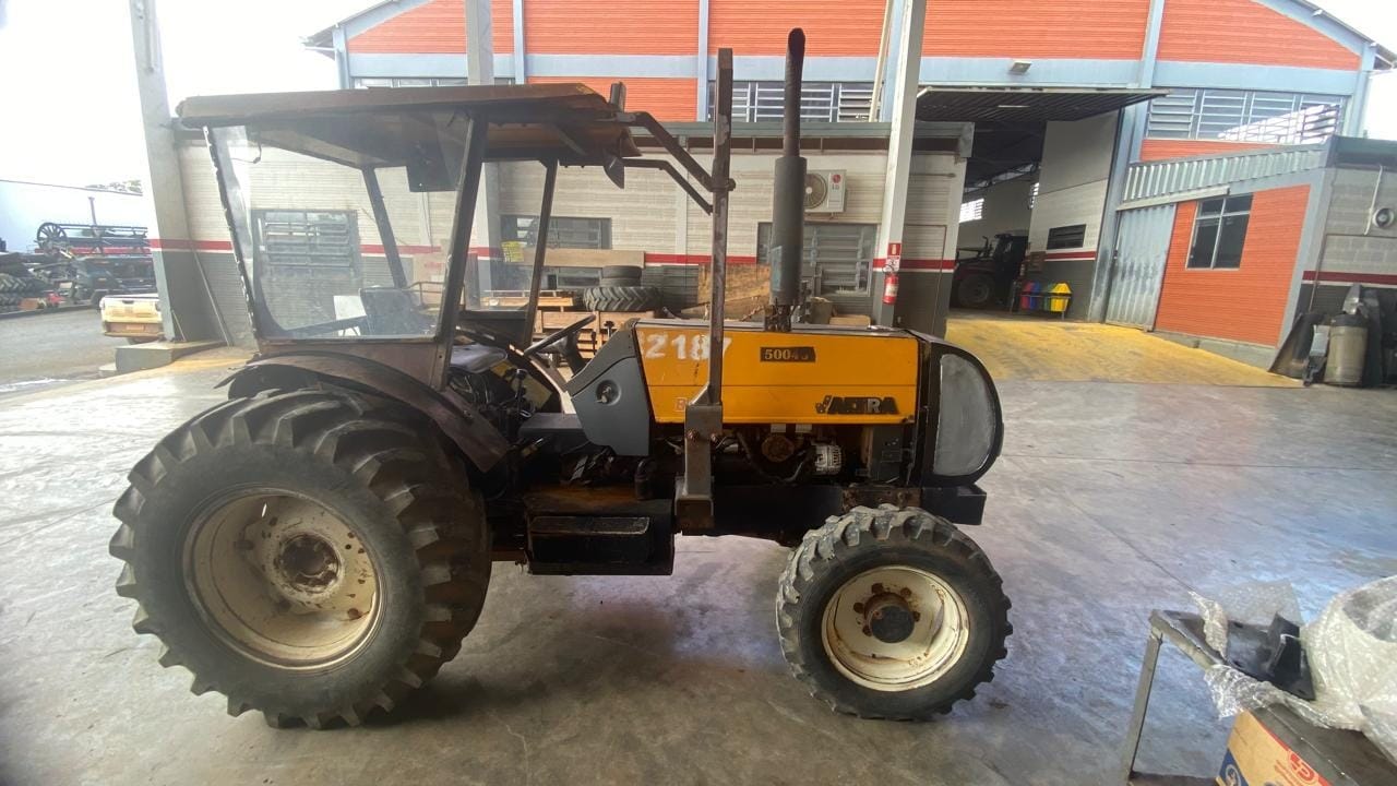 Trator agrícola Valtra BF75 2008 - Imagem 4
