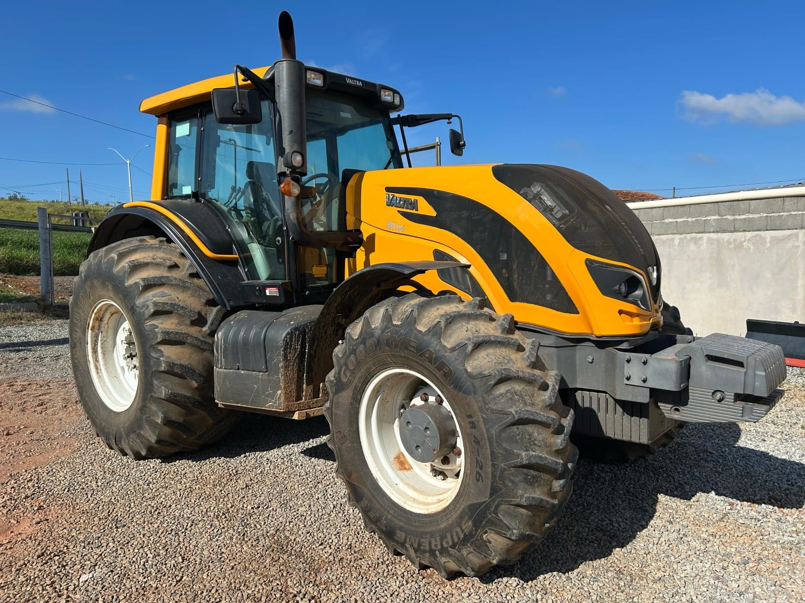 Trator agrícola Valtra BH 194 HiTech 2019 - Imagem 2