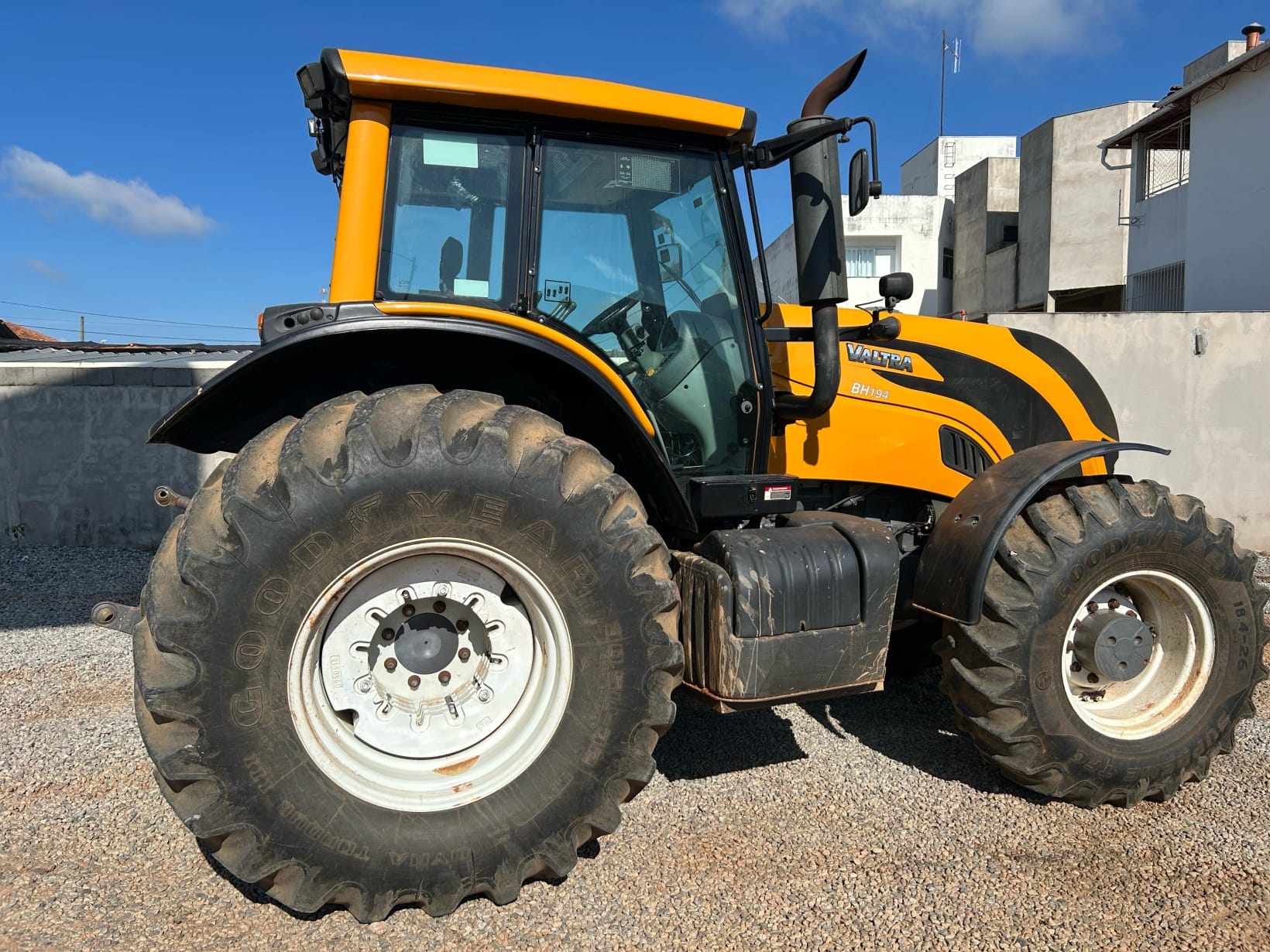 Trator agrícola Valtra BH 194 HiTech 2019 - Imagem 3