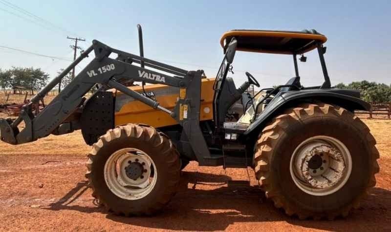Trator agrícola Valtra Bm 125 2013 - Imagem 2