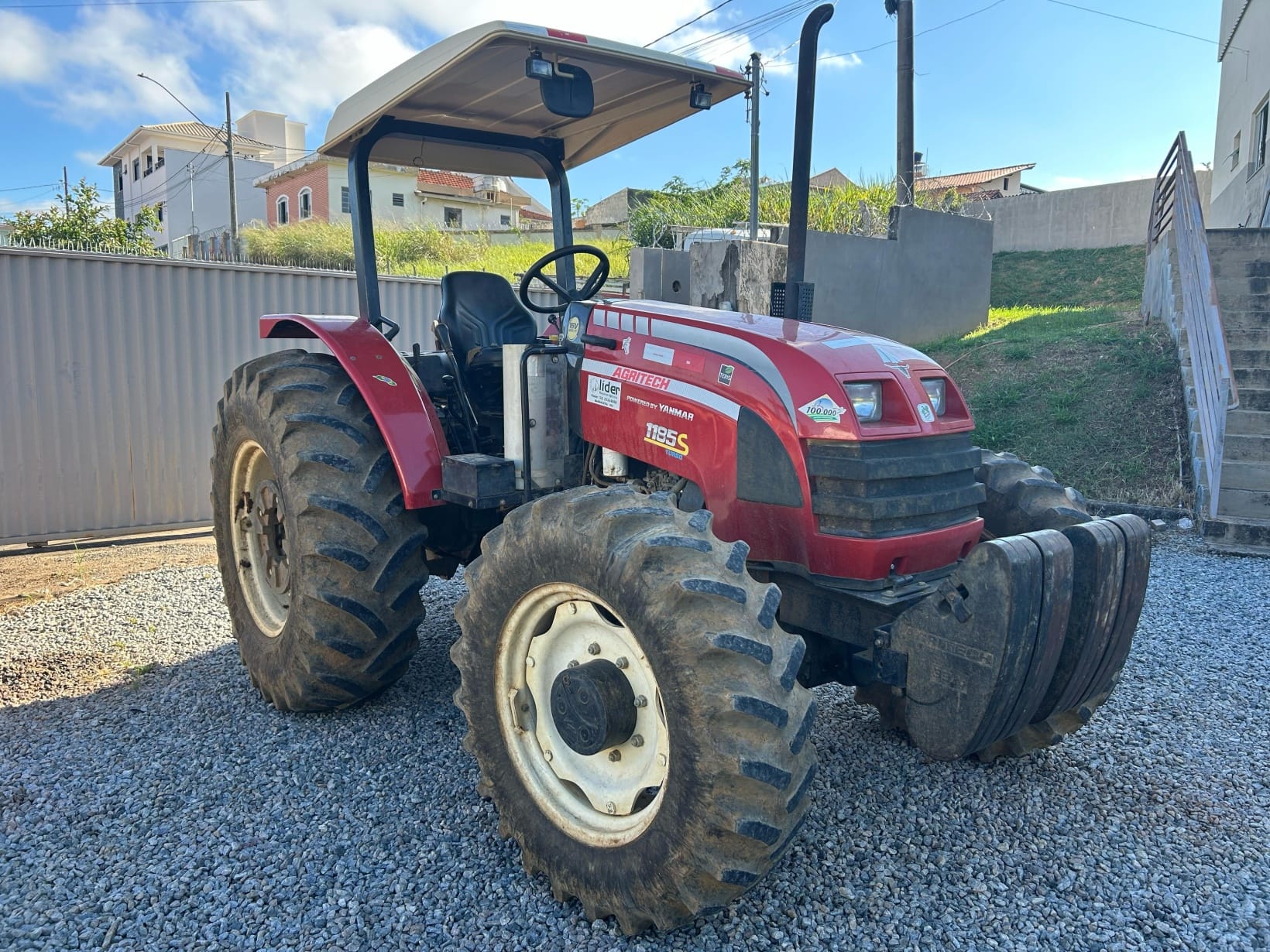 Trator agrícola Yanmar 1185 S 2016 - Imagem 1