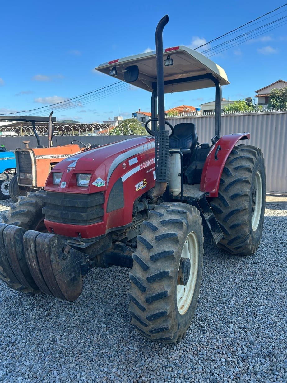 Trator agrícola Yanmar 1185 S 2016 - Imagem 2